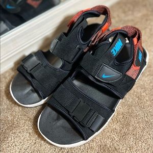 NIKE MENS CANYON OUTDOOR SANDAL - BLACK, ORANGE WHITE (8)🎄